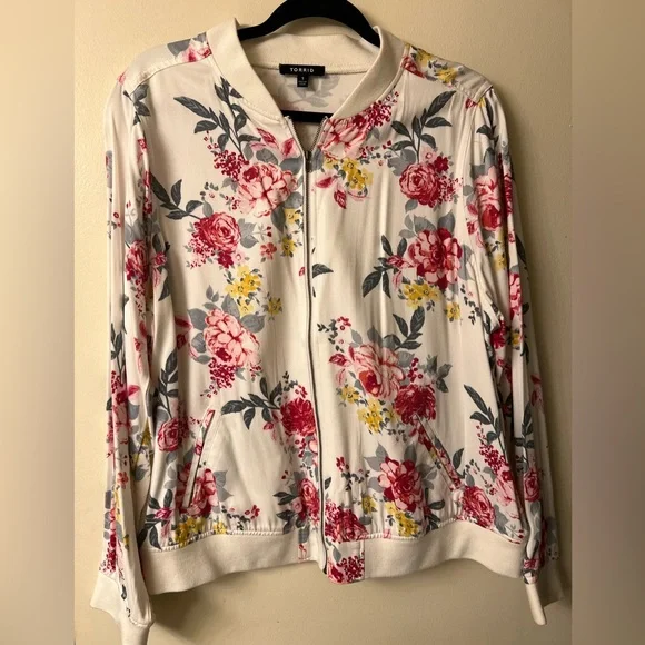 Torrid Jacket - Picture 1 of 2